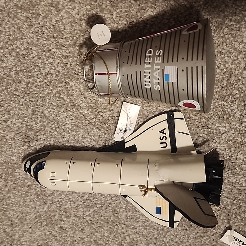 NWT set of 2 discontinued metal rocket space ornaments